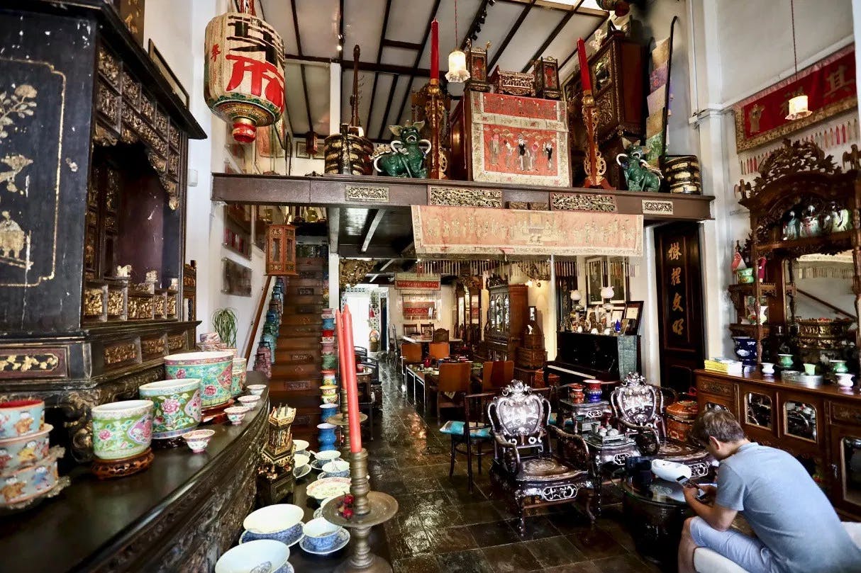 The Intan Museum at Joo Chiat Terrace showcases Peranakan Culture.