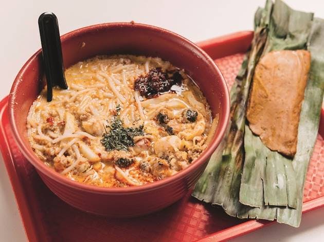 328 Katong Laksa is one of the famed dishes within Meyer Mansion's vicinity.