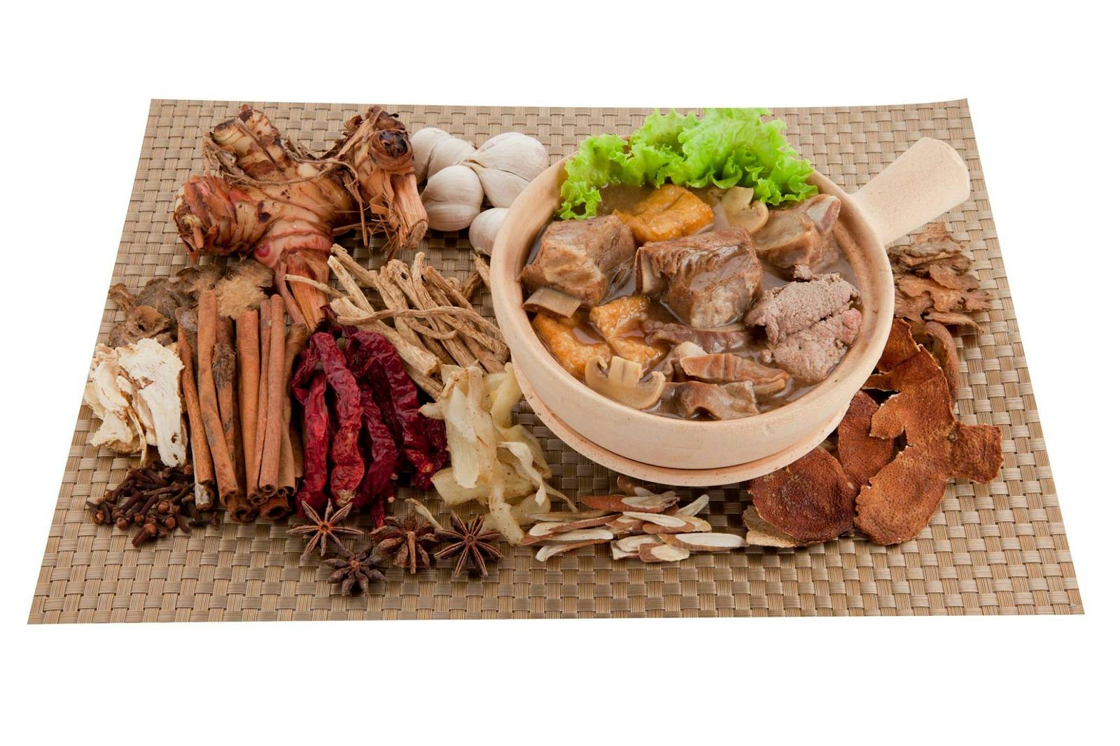 Hong Ji Claypot Bak Kut Teh spread