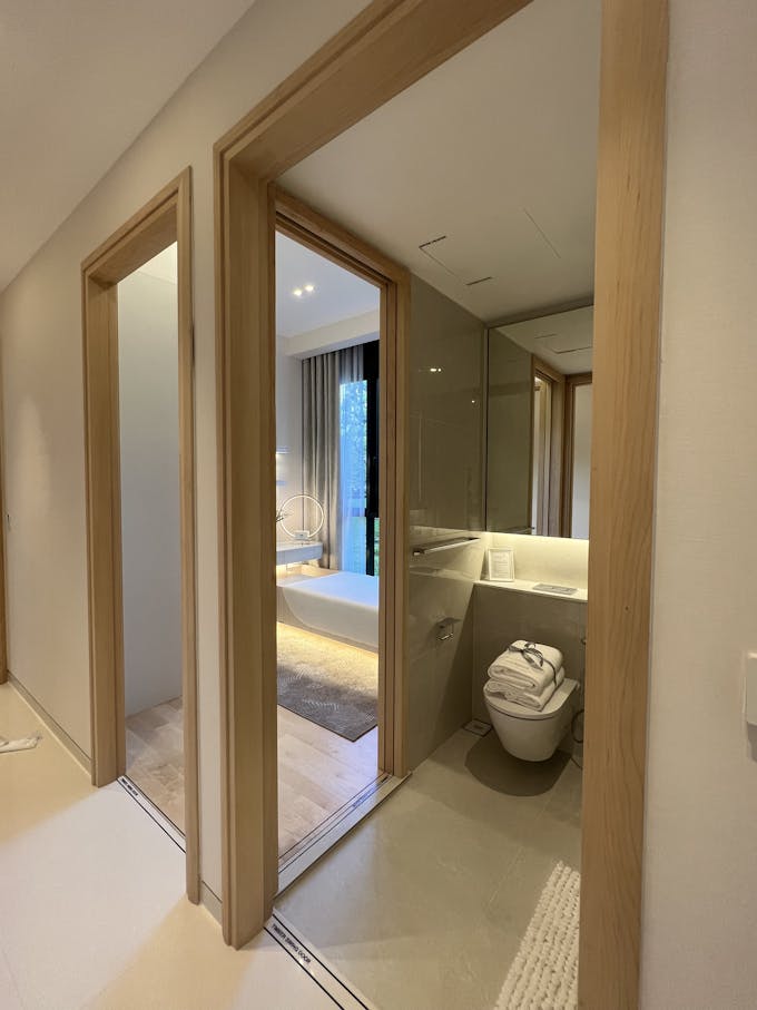 jack and jill bathroom layout enchante
