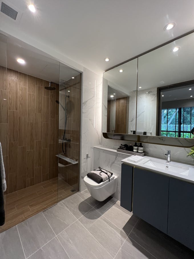 amo residence 2 bedroom master bath