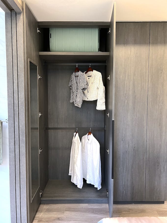 the lakegarden residences wardrobe