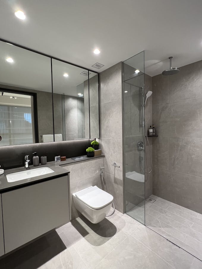 sky eden 2 bedroom master bathroom