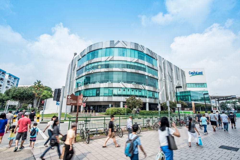 Tampines Mall is 6 minutes away from Parc Central Residences and it emcompasses many of the required amenities such as NTUC FairPrice, a Golden Village cinema, Kopitiam, and various fast food outlets.