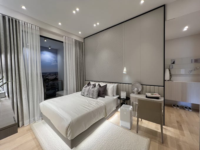 enchante dual key master bedroom