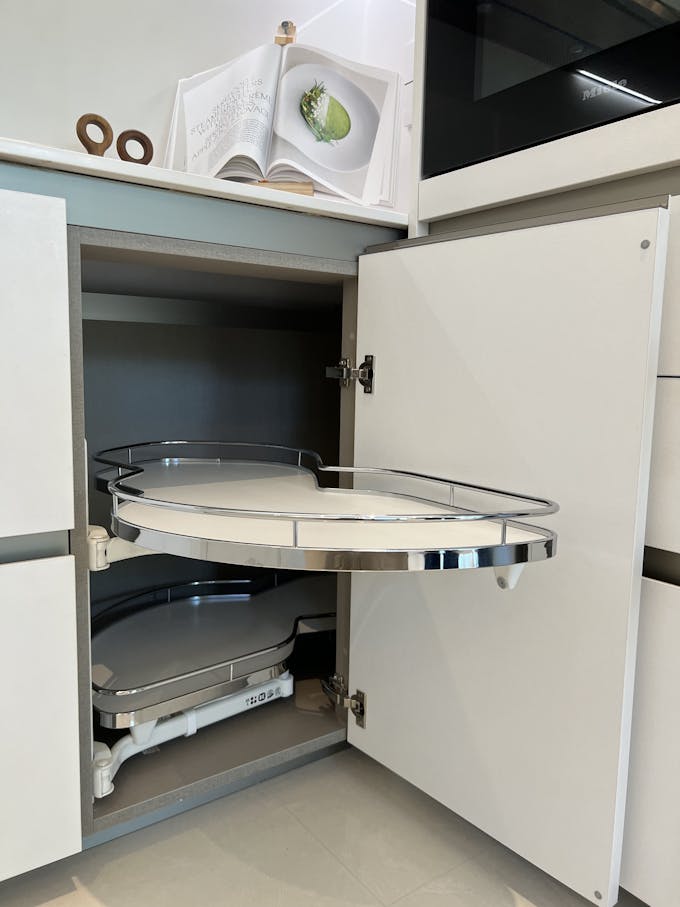 enchante kitchen pull out shelves