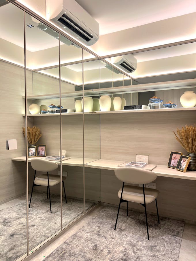 tembusu grand 2 bedroom study room