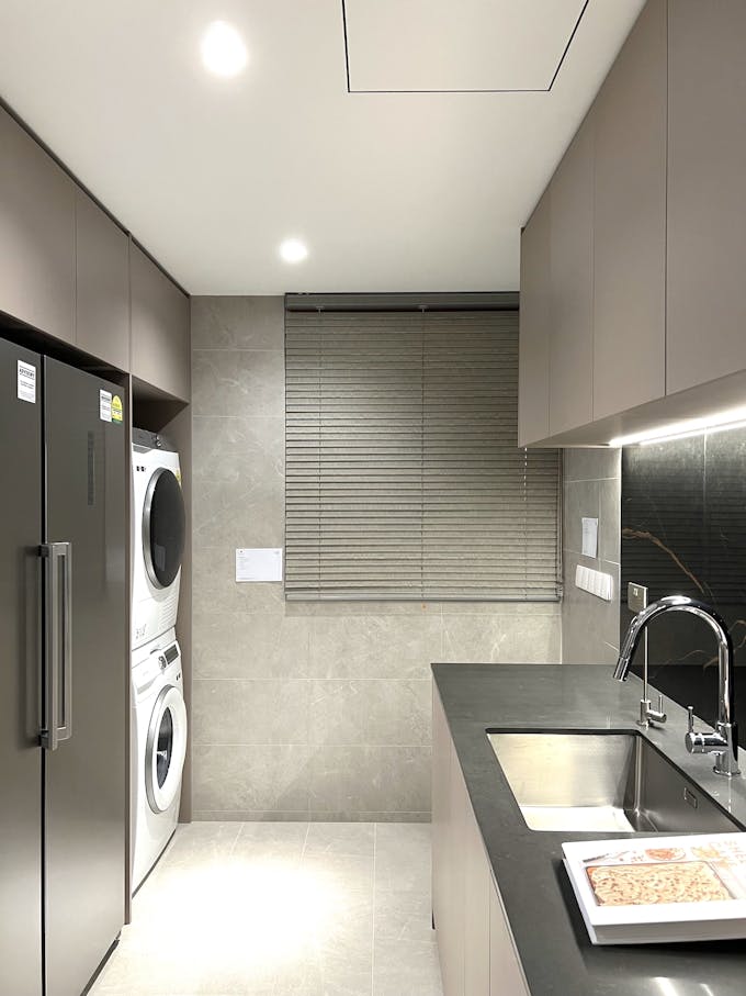 grand dunman 5 bedroom yard