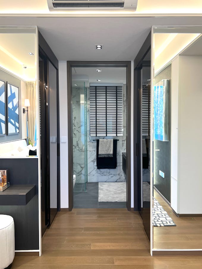 tembusu grand 4 bedroom master bedroom walk in wardrobe