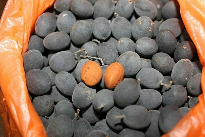 Assam Keranji, the velvet tamarind after which Kranji is named.