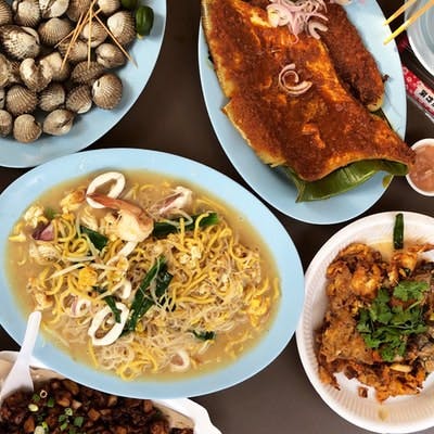 East Coast Lagoon Food Village is the great uniter, and there's no lack of it near Grandeur Park Residences.