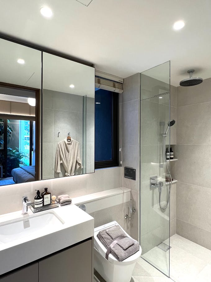 the reserve residences 2 bedroom master bathroom