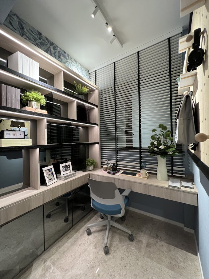 amo residence study room