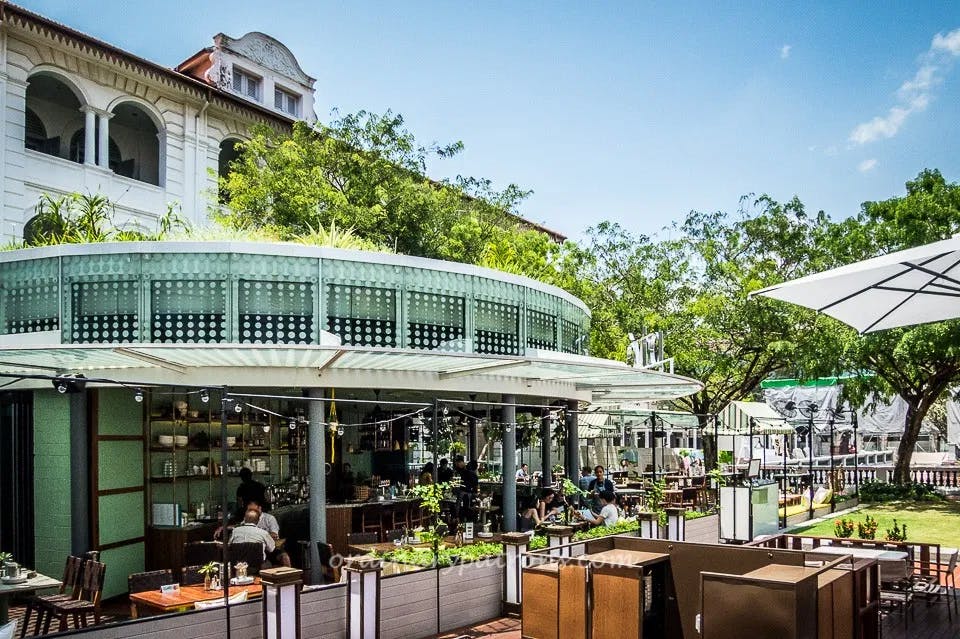 Prive is just one of many wonderful trattoria dining options available at CHIJMES, which is just 9 minutes away by foot from Midtown Modern.