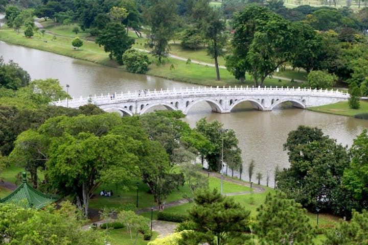 Double Beauty Bridge at Jurong Lake Gardens