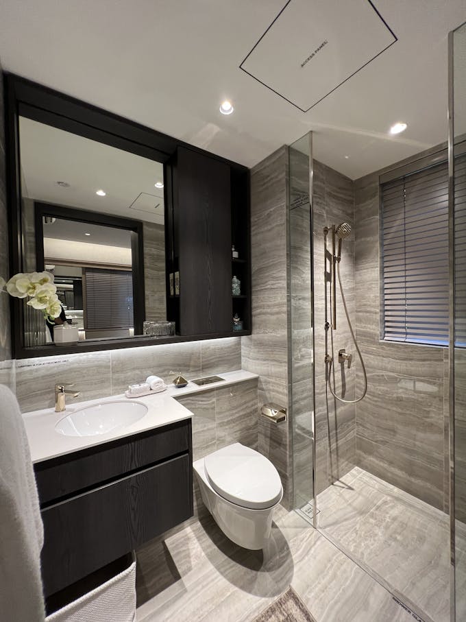 liv mb 4 bedroom junior master bathroom 
