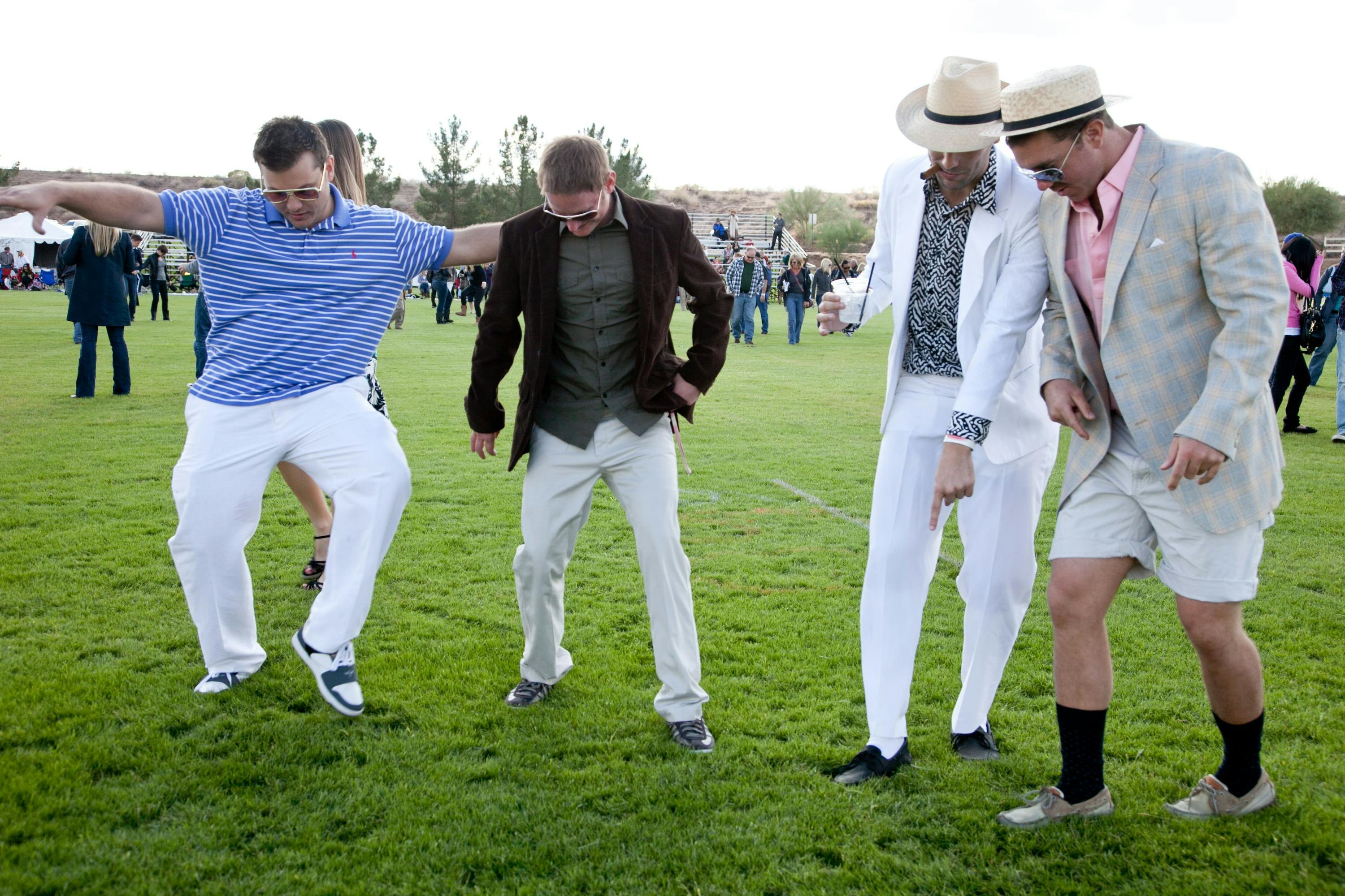 People divot stomping