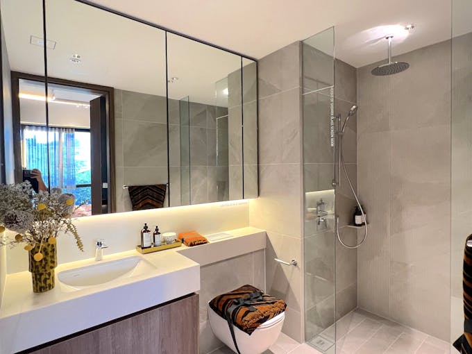 terra hill 2 bedroom master bathroom