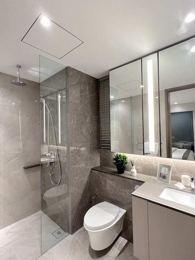 grand dunman 3 bedroom master bathroom