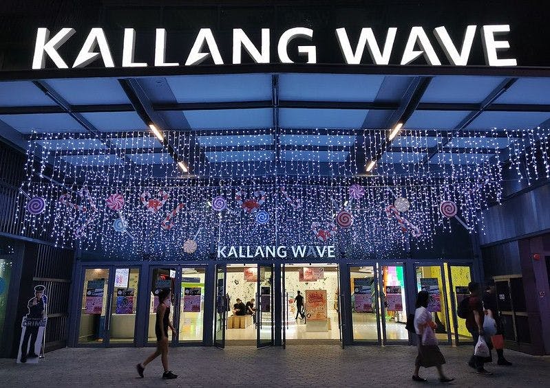 Kallang Wave Mall entrance