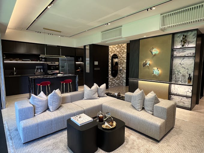 liv mb 4 bedroom living area