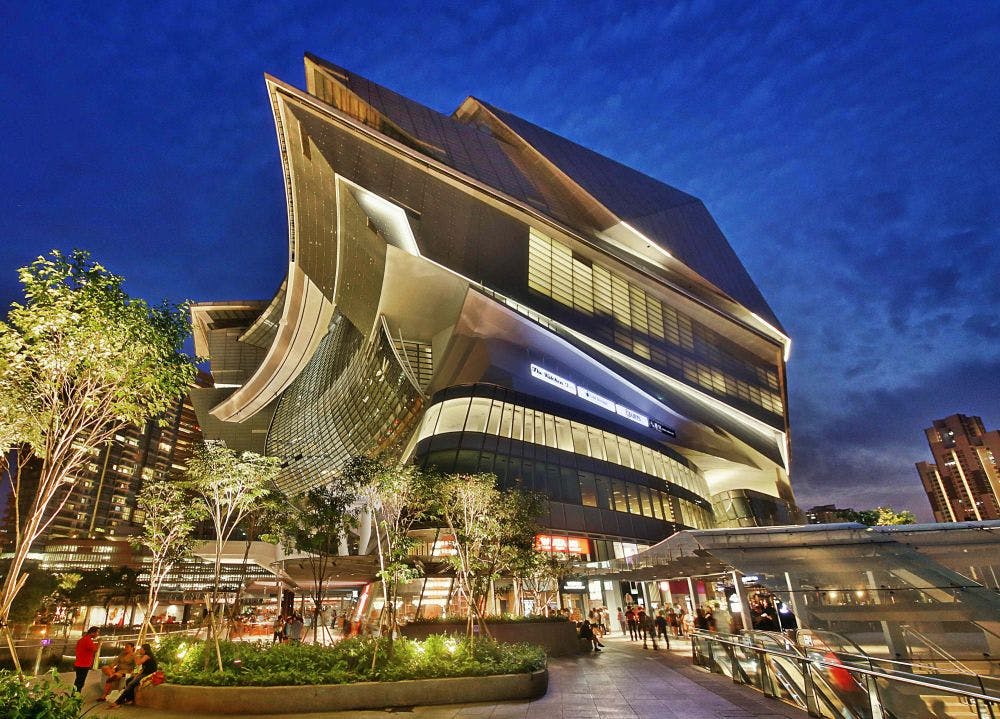 The Star Vista at Buona Vista MRT station is just one of many shopping centres available near One-North Eden.