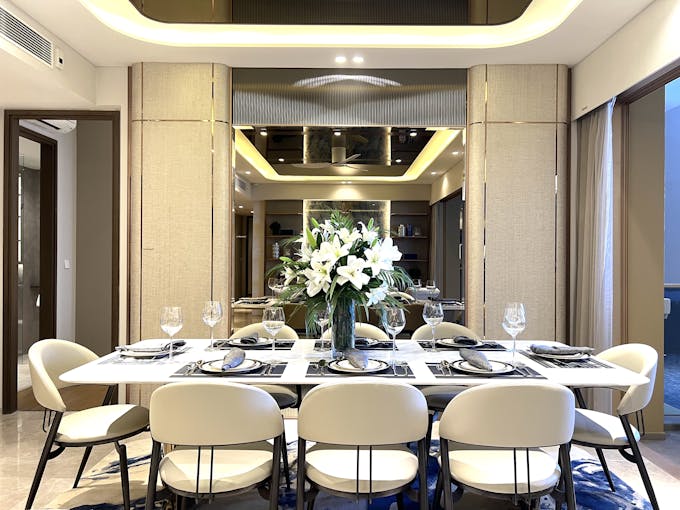 grand dunman 5 bedroom dining room