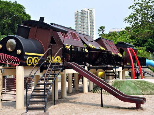 Tiong Bahru Park train playground