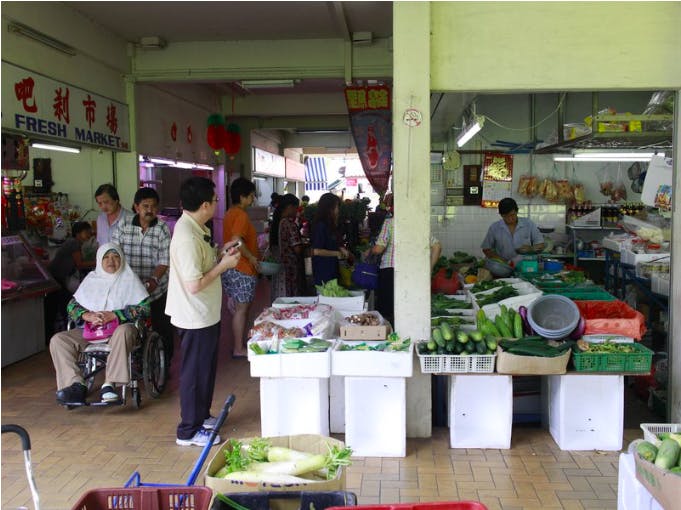 Boon Keng Market also has a wet market section where you can purchase all your produces from