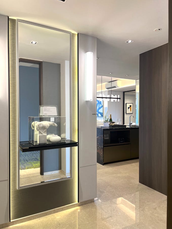 tembusu grand 4 bedroom foyer