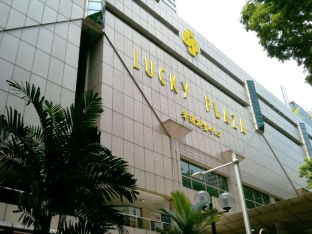An angled photograph of Lucky Plaza
