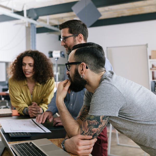 asociarnos y combinar nuestras fortalezas para crear las mejores soluciones para la comodidad de sus clientes asociarnos y combinar nuestras fortalezas para crear las mejores soluciones para la comodidad de sus clientes