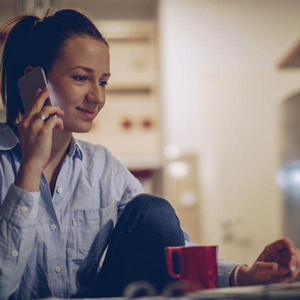 woman looking a job