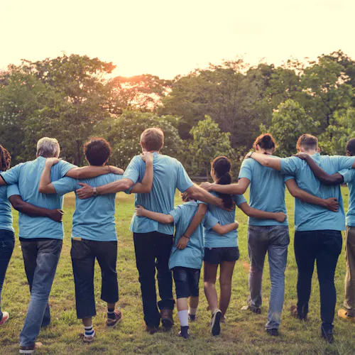 people hanging together people hanging together