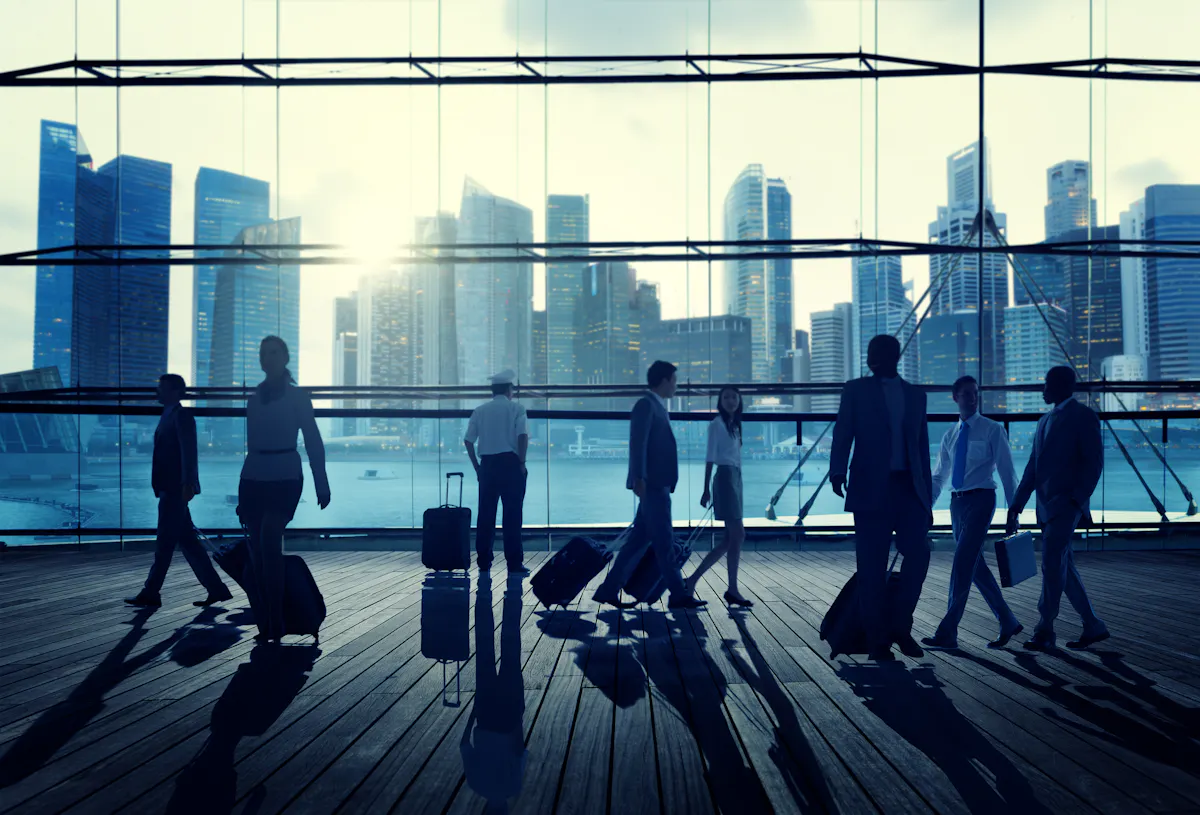 amadeus and axa partners sign an agreement to provide healthcare insurance and assistance to corporate travelers 