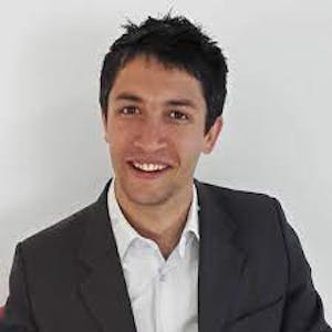 Responsable du Design des parcours clients et de l’expérience utilisateur chez AXA Partners Responsable du Design des parcours clients et de l’expérience utilisateur chez AXA Partners