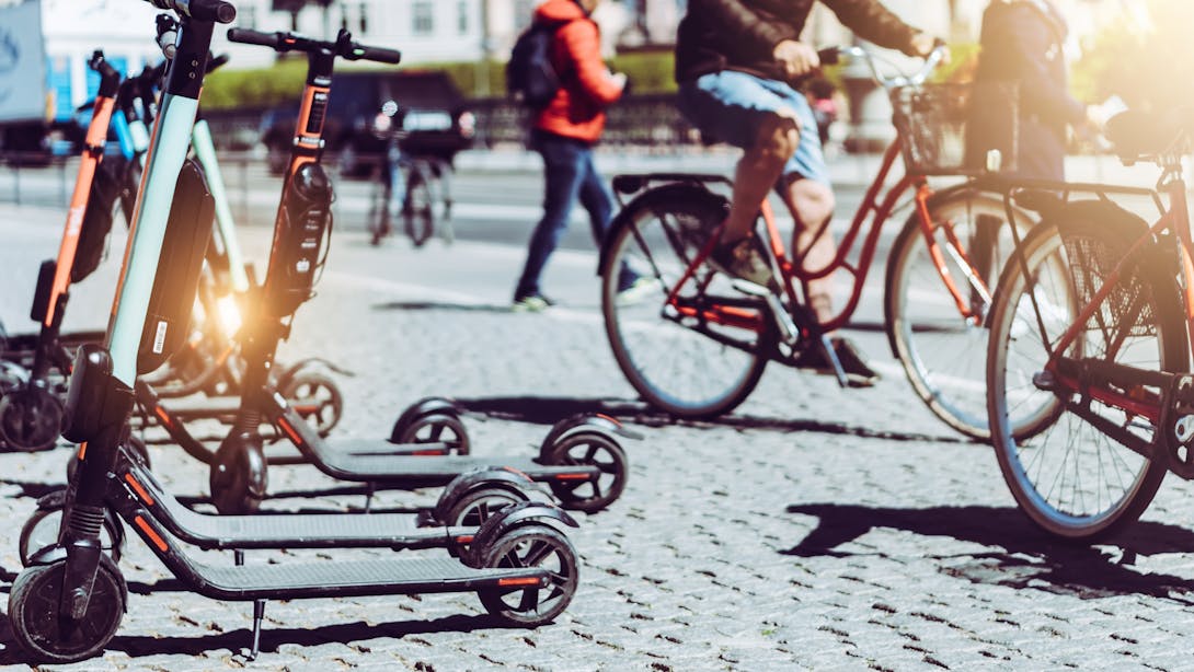 mantener la industria a la vanguardia de las nuevas tendencias. mantener la industria a la vanguardia de las nuevas tendencias.