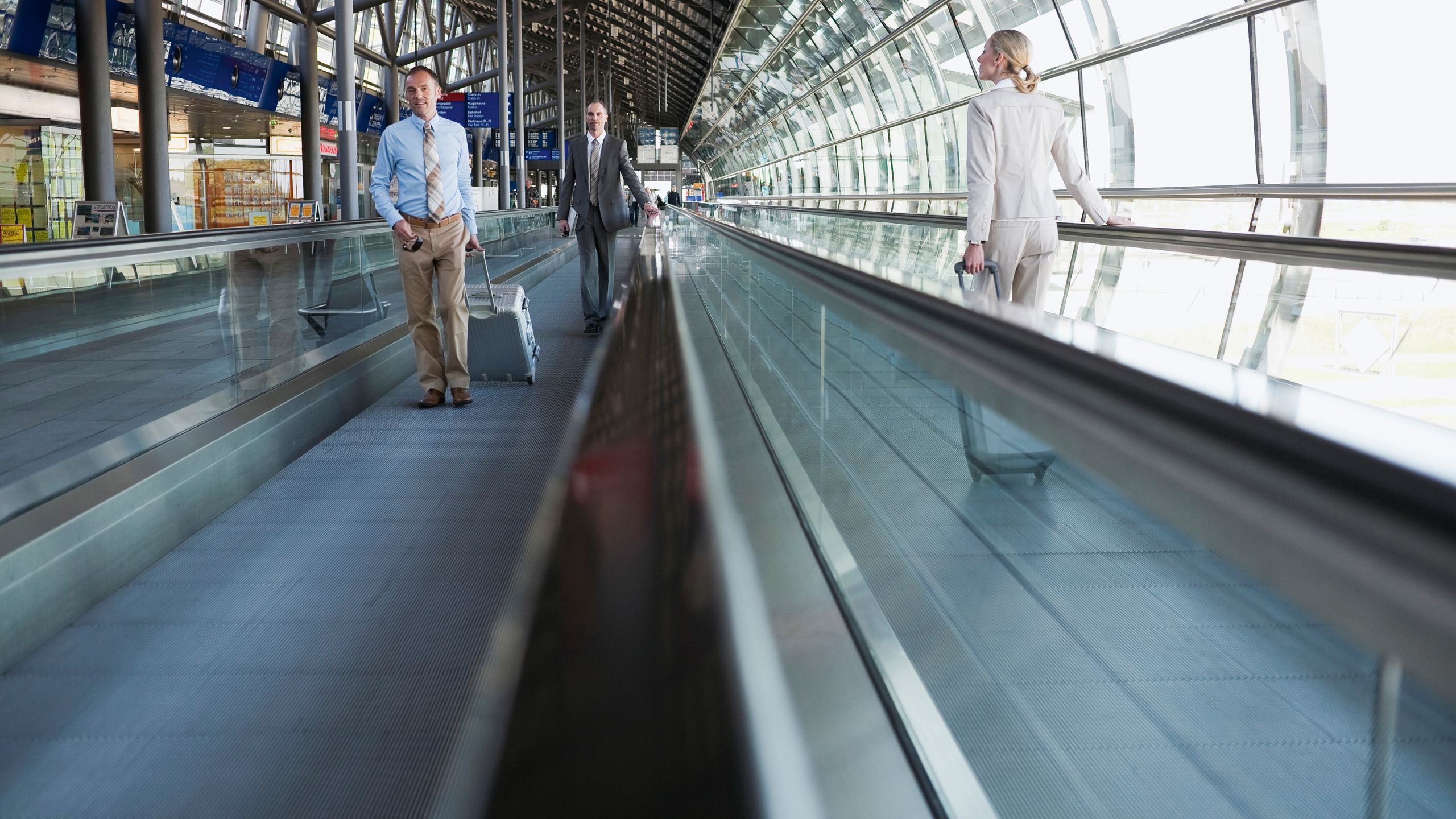 ajouter de l’assurance voyage sur les sites web de partenaires commerciaux