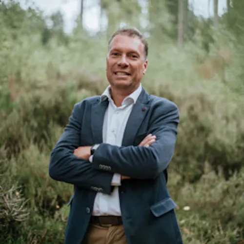 benoit suy, business partner manager at axa partners benelux benoit suy, business partner manager at axa partners benelux