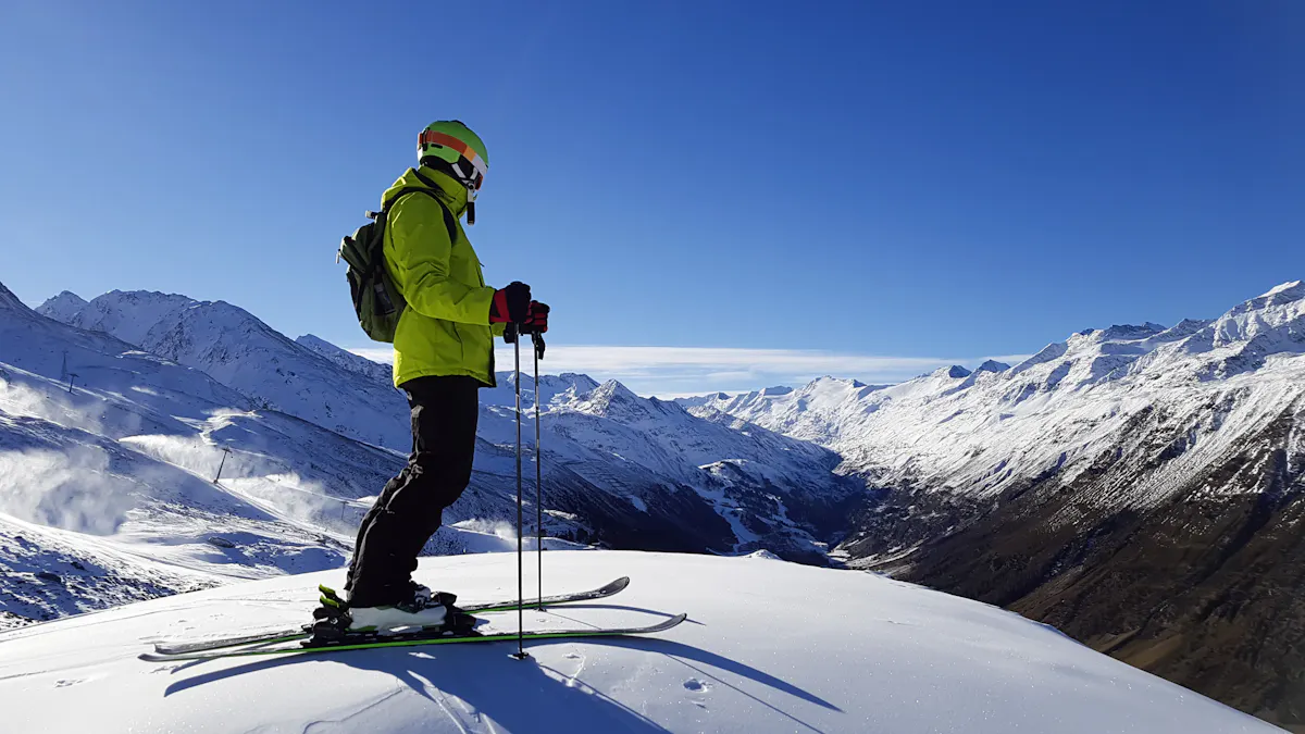 persbericht reisverzekering wintervakantie december 2024