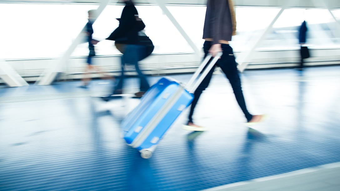 los menores de 40 años concentran la mitad de los los seguros de viaje este verano los menores de 40 años concentran la mitad de los los seguros de viaje este verano