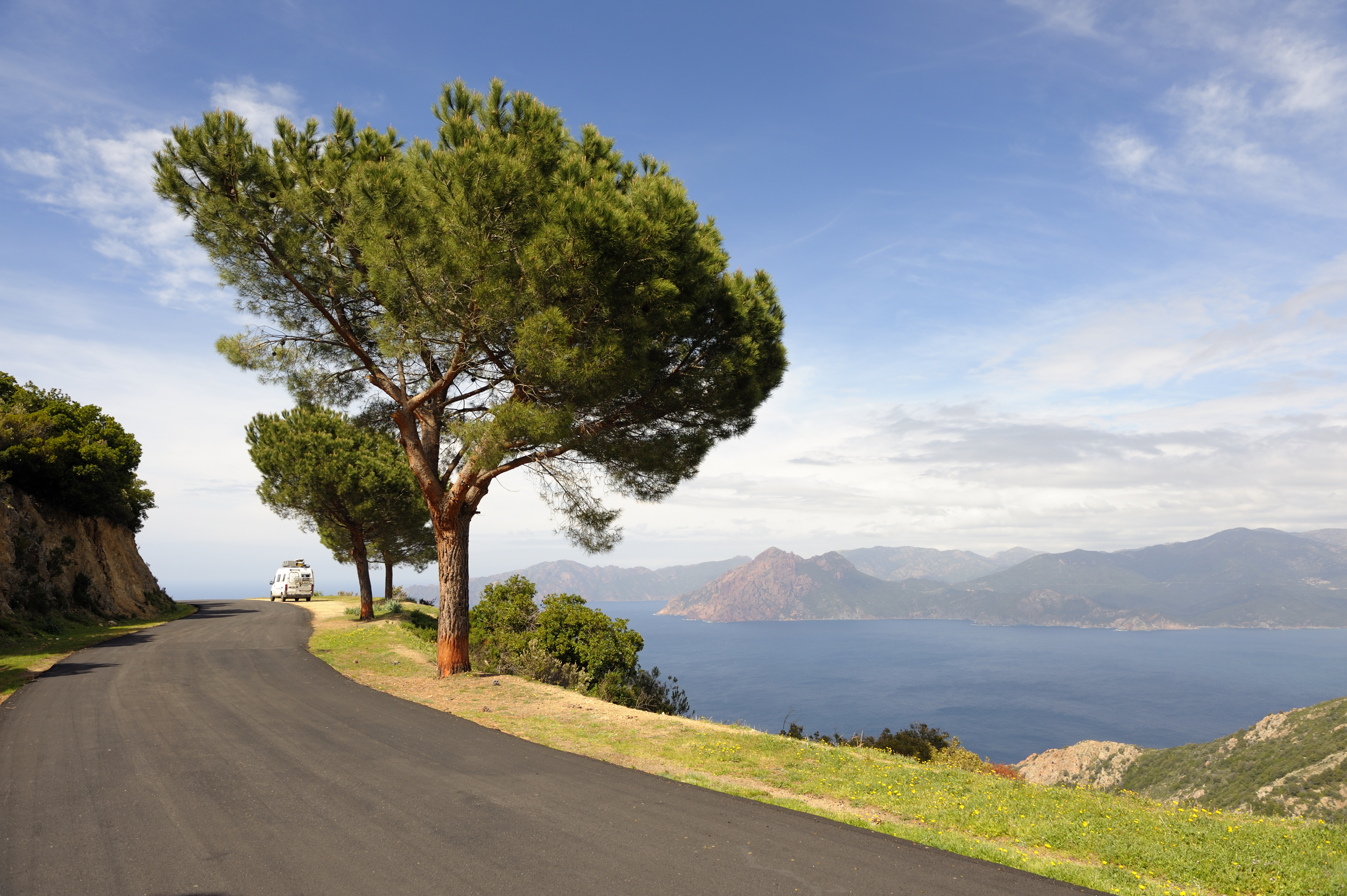 visual on the road assistance