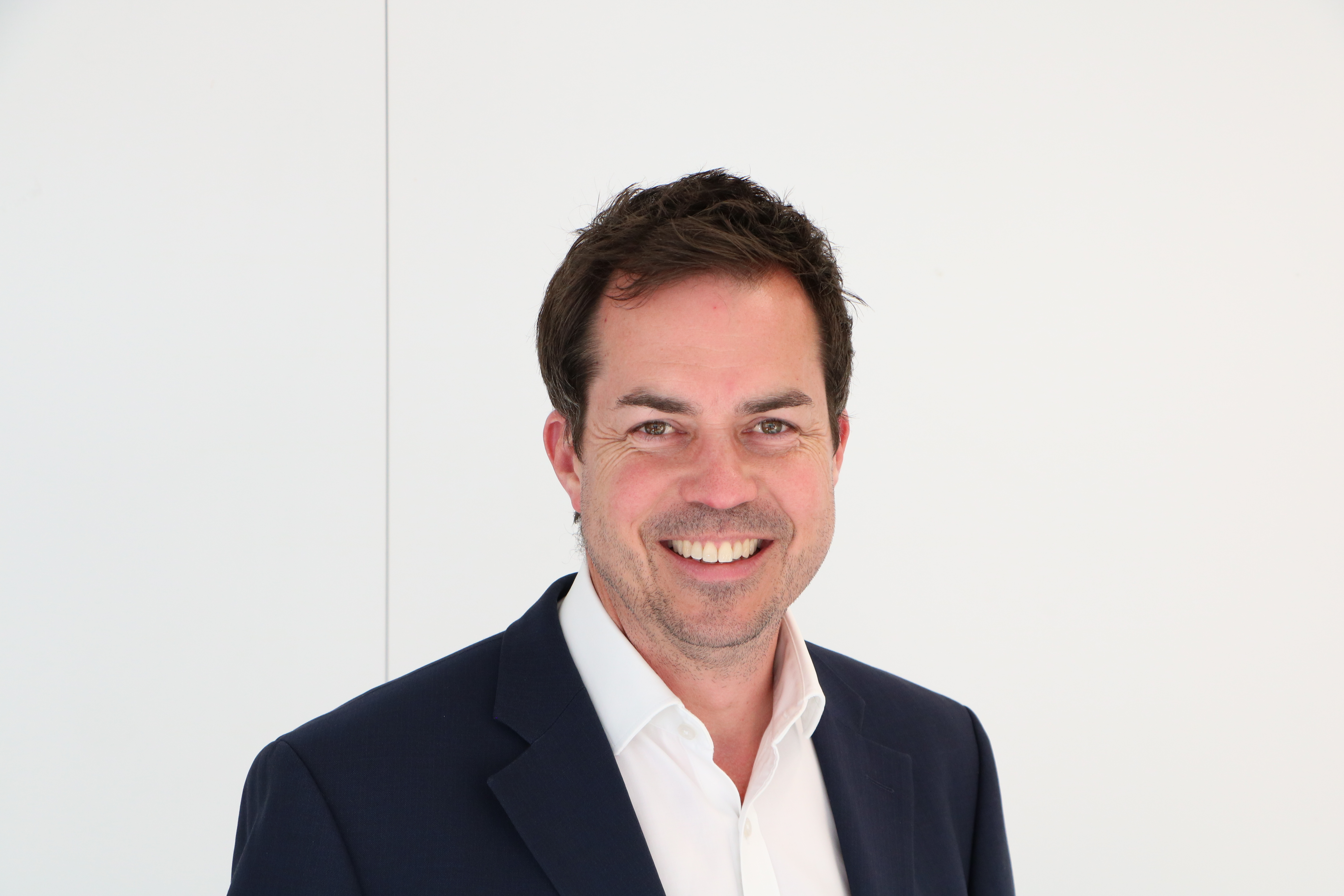 directeur des solutions voyage chez axa partners