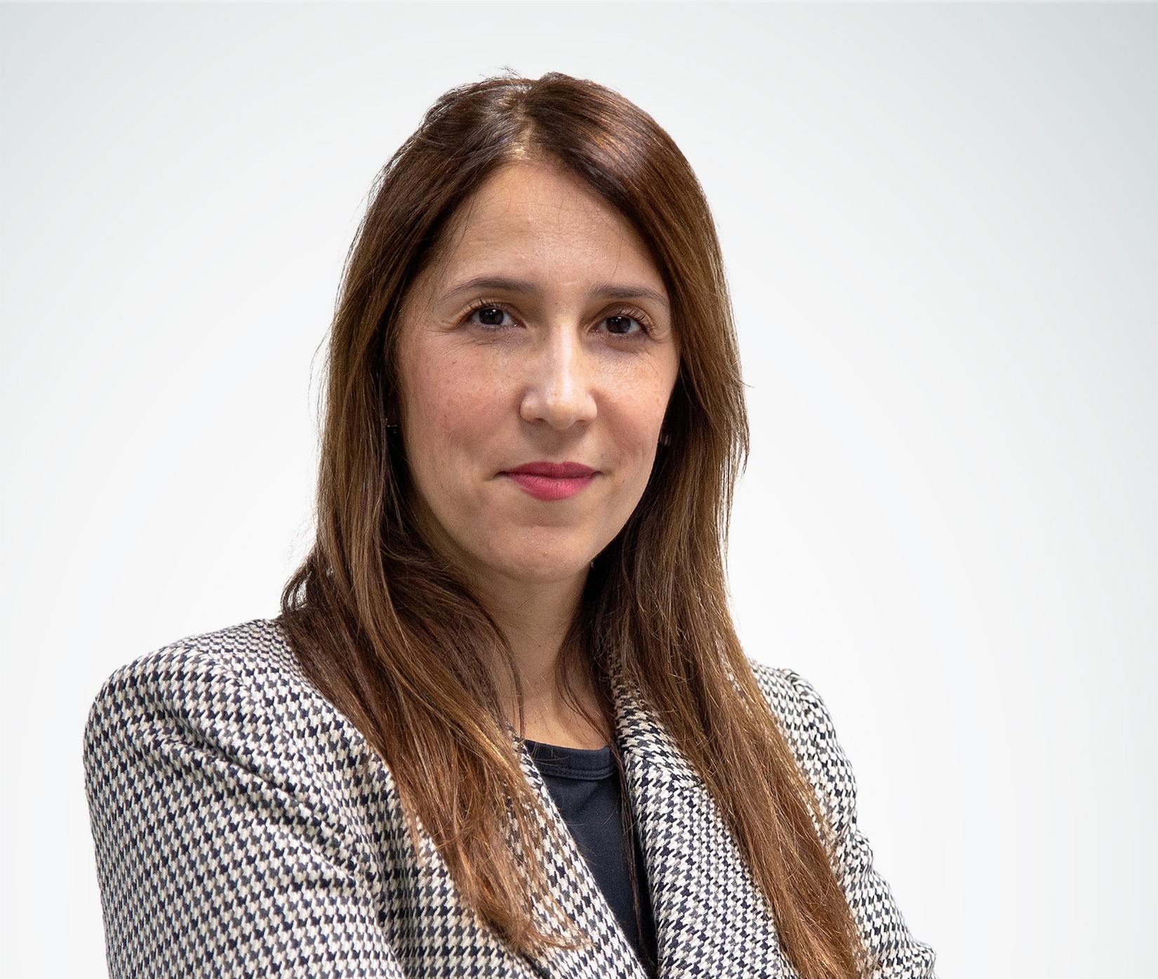 axa partners refuerza el liderazgo de maite trujillo