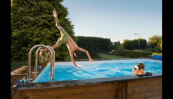 belvilla versterkt haar aanbod met extra diensten van axa partners