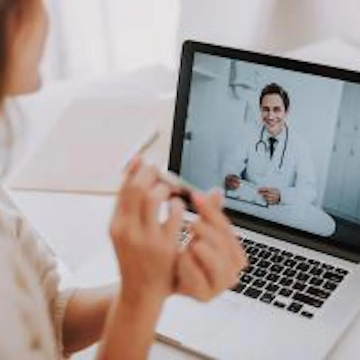 axa belgium pioneer in teleconsultation, thanks to axa partners