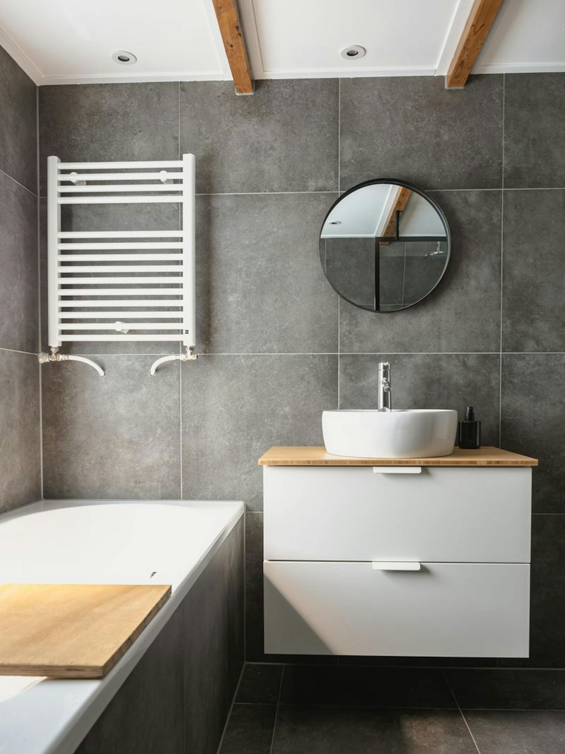 Modern Bathroom
