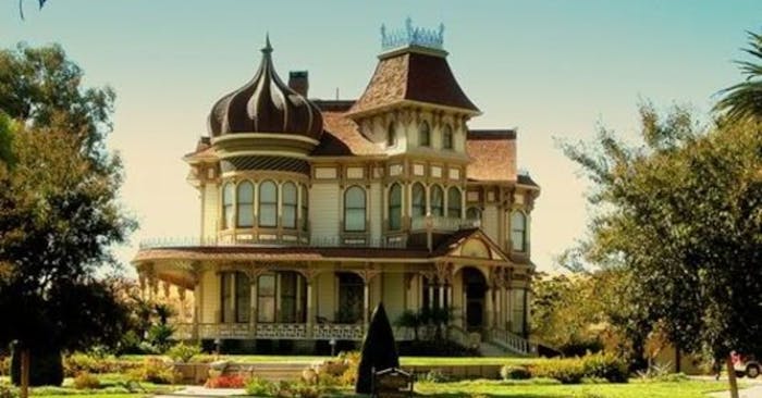 Photo of Morey Mansion in Redlands