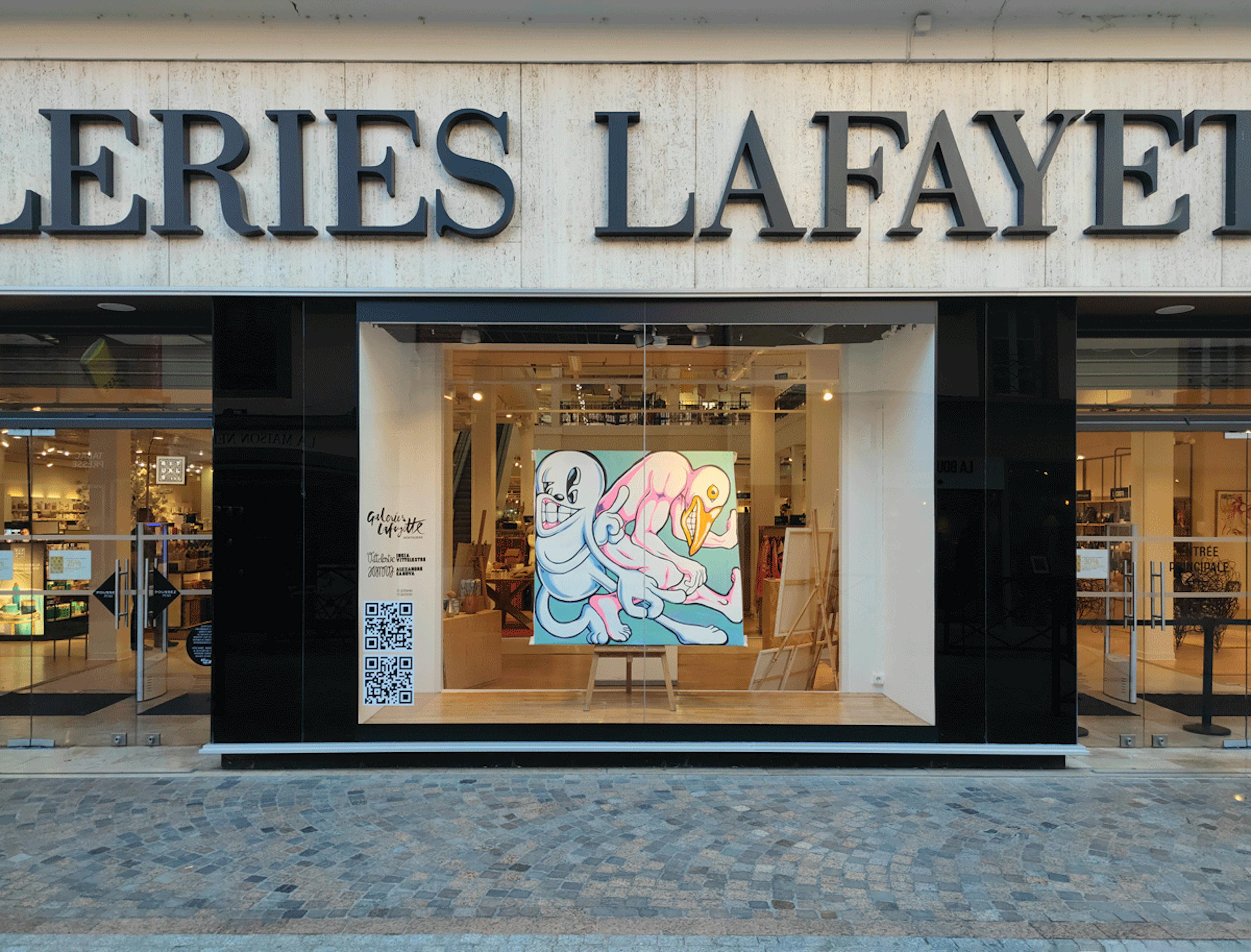 la peinture dans la vitrine des Galeries Lafayette Montauban