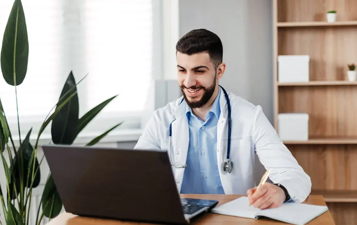 The Benefits of Using An Online Doctor UK